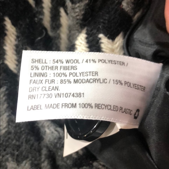 Women’s coat fur top - Picture 5 of 5